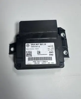 Volkswagen Tiguan Hand brake control module 3AA907801H