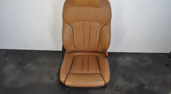 BMW 7 G11 G12 Front driver seat PRAWY