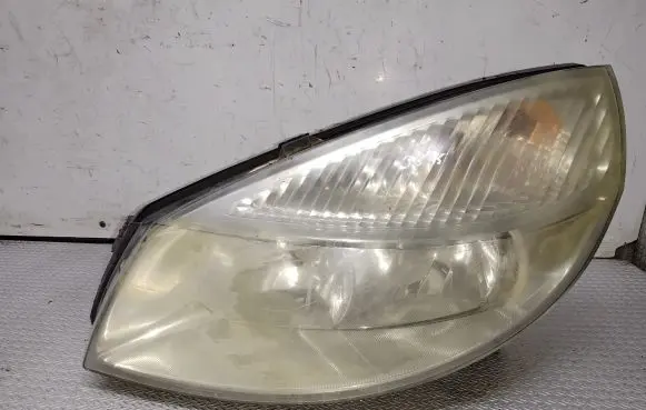 Renault Scenic II - Grand scenic II Headlight/headlamp 15810300LI