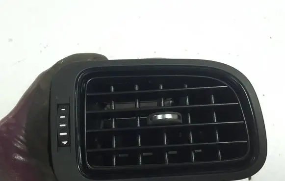 Volkswagen Polo V 6R Dash center air vent grill 6C0819704XXX 6C0819704