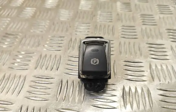 Nissan X-Trail T32 Hand parking brake switch 