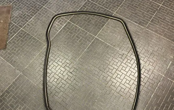 Chrysler Grand Voyager V Sliding door rubber seal