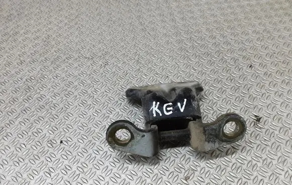 Hyundai Terracan Rear door upper hinge