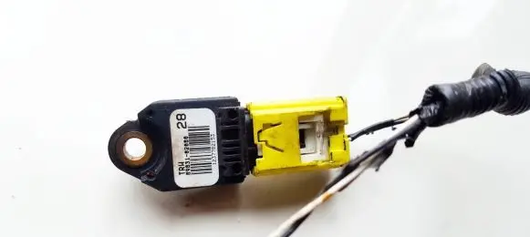 Toyota Auris 150 Airbag deployment crash/impact sensor 8983102060 89831-02060