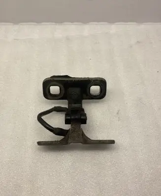 BMW X5 E53 Tailgate/trunk/boot hinge 24766778