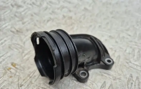 Mercedes-Benz GLE (W166 - C292) Engine coolant pipe/hose A2762000156