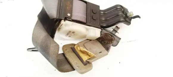 Honda Insight Rear seatbelt 