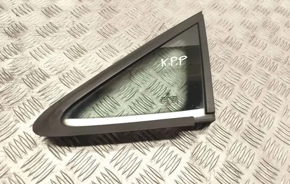 Volkswagen Caddy Front triangle window/glass 2K5845411 43R001057 E000184