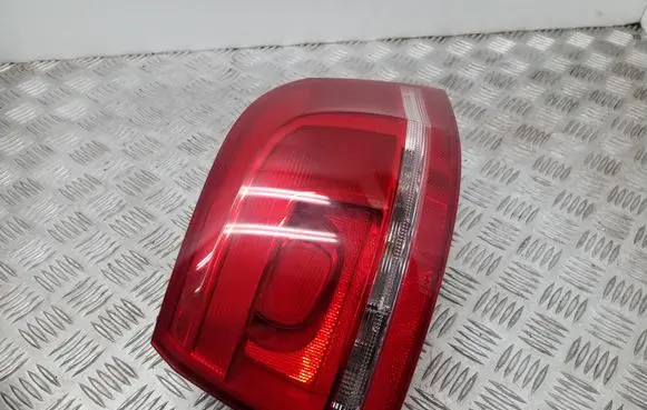 Volkswagen PASSAT B7 Rear/tail lights 3AF945096C