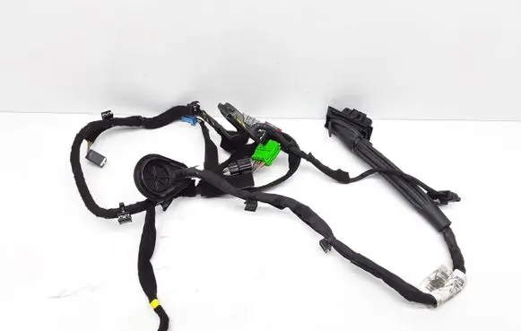 Volvo V40 Front door wiring loom 31334104