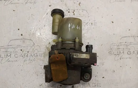 Renault Kangoo II Power steering pump 8200520790 216023140244 A5097227