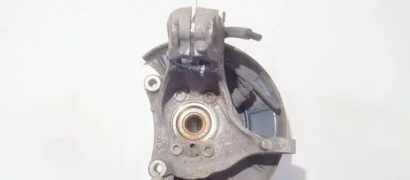 Volkswagen PASSAT B6 Front wheel hub