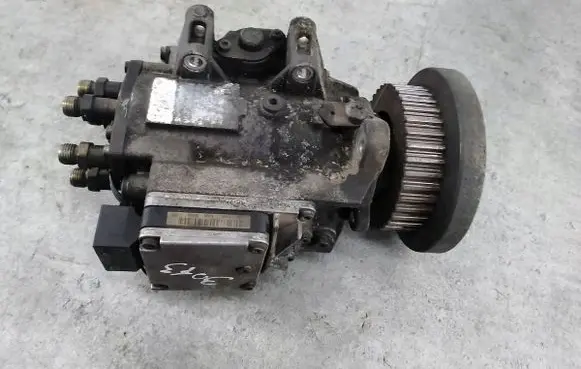 Skoda Superb B5 (3U) Fuel injection high pressure pump