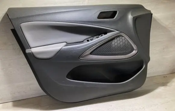 Opel Crossland X Front door card panel trim 187802815 39107856