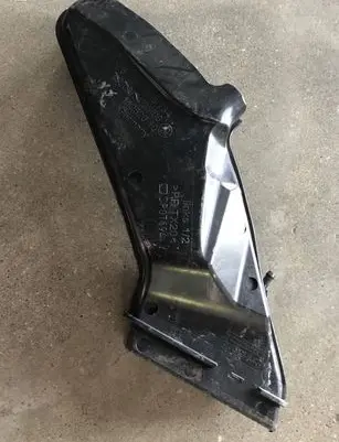 BMW 8 G14 Cabin air duct channel 7388734 11252010