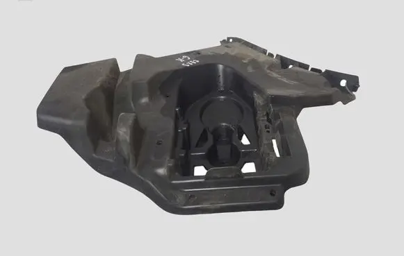 Volvo V40 Rear bumper mounting bracket 31395103