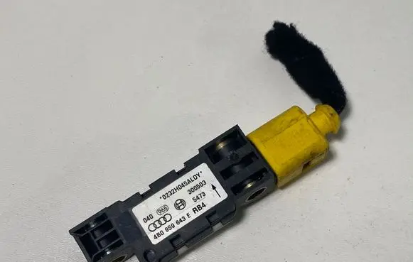 Audi A3 S3 8P Airbag deployment crash/impact sensor 4B0959643E