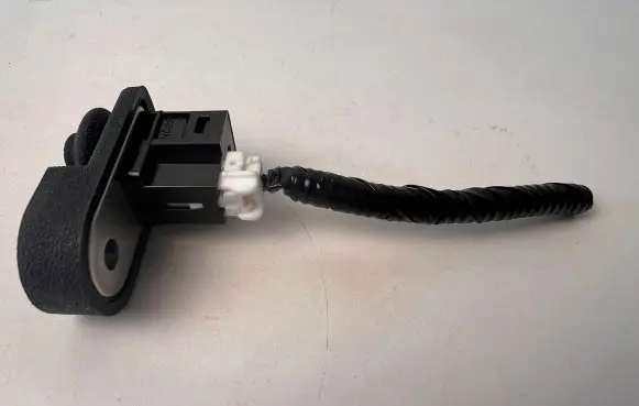Subaru Forester SJ Front door sensor 7222H