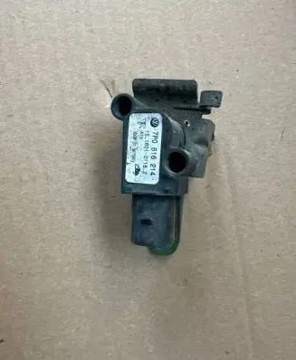 Volkswagen Touareg II Headlight/headlamp level sensor 7P0616214 15160101182