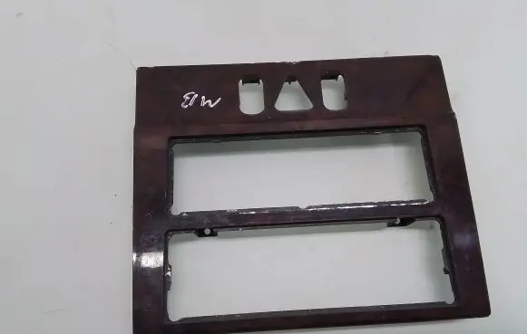 Mercedes-Benz E W210 Radio/GPS head unit trim A2106830508