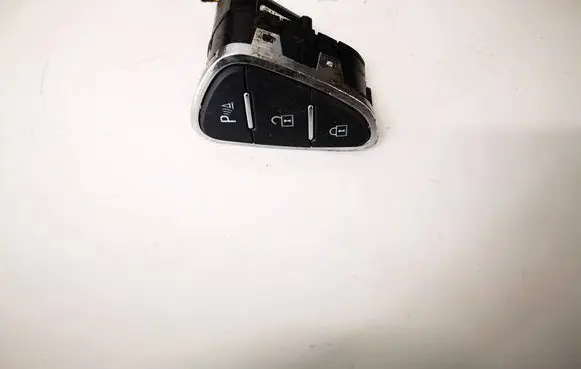 Opel Corsa E Central locking switch button 39031631