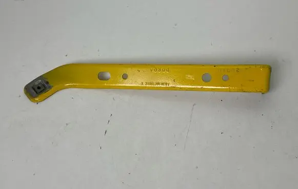Ford Mustang VI Fender mounting bracket FR3B16C198BC