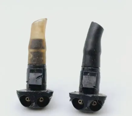 Honda CR-V Windshield washer spray nozzle 