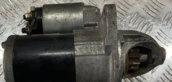 Subaru Outback Starter motor EJ253 23300AA572