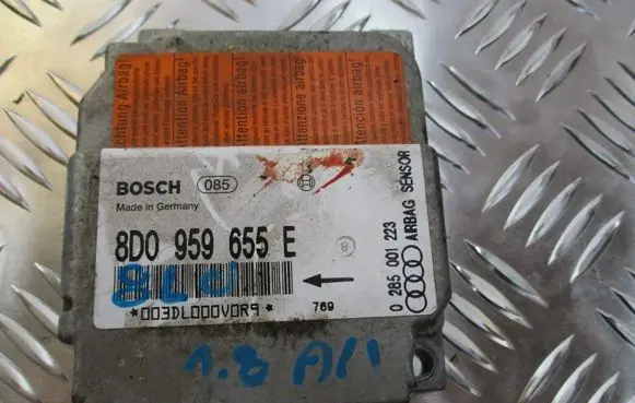 Audi A4 S4 B5 8D Airbag control unit/module