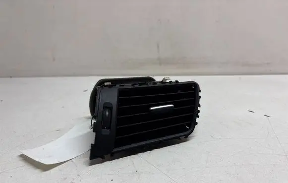 Mercedes-Benz ML W166 Dashboard side air vent grill/cover trim A1668300254