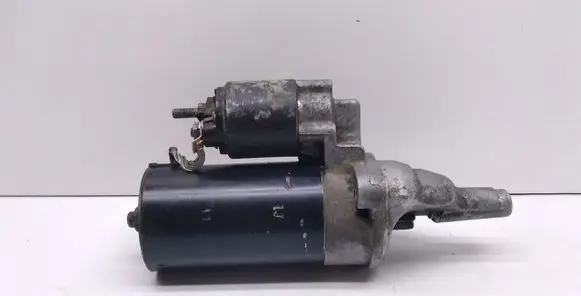 Volkswagen PASSAT B5.5 Starter motor 059911023H