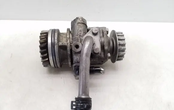 Volkswagen Touareg I Power steering pump 7H0422153A