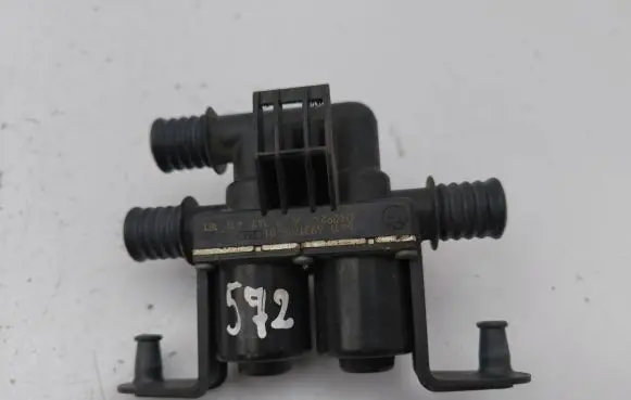 BMW 5 E60 E61 Coolant heater control valve 6931708