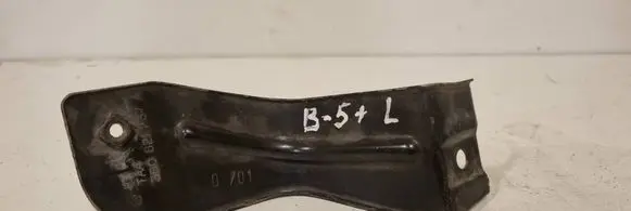 Volkswagen PASSAT B5 Fender mounting bracket 3B0821237a