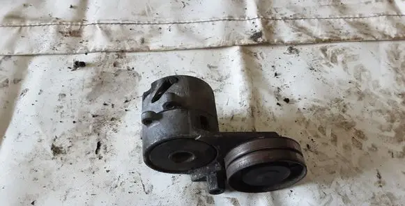Audi A4 S4 B6 8E 8H Timing belt/chain tensioner 078903133AB