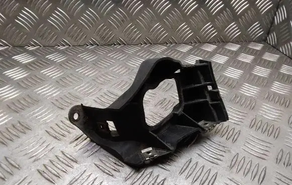Audi A6 S6 C5 4B Fender mounting bracket 4B0853922B