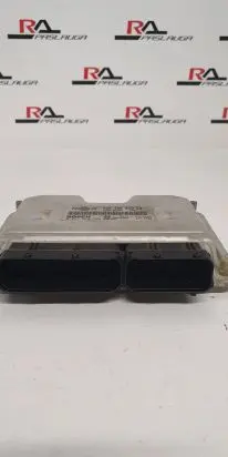 Volkswagen PASSAT B5.5 Engine control unit/module 038906019ER 0281010704
