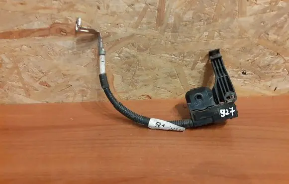 Toyota Prius (XW30) Negative earth cable (battery) 8211247030 927