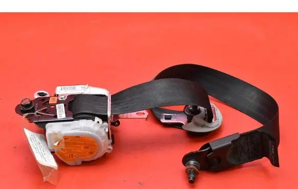 Hyundai i30 Front seatbelt 88810A6000