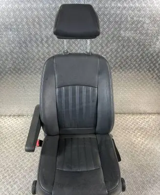 Mercedes-Benz Vito Viano W639 Front driver seat 