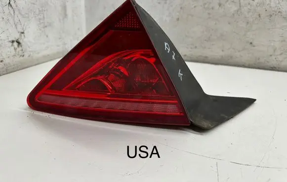 Audi A7 S7 4G Tailgate rear/tail lights 4G8945093A