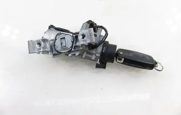 Volkswagen Golf V Ignition lock 1K0905851B