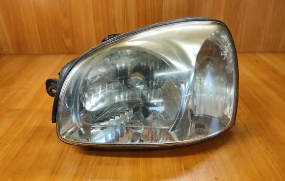 Hyundai Santa Fe Headlight/headlamp