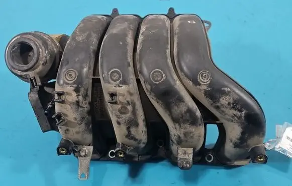 Toyota Verso Intake manifold 1028856S01 IMPRK1570062