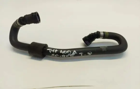 Volvo XC90 Engine coolant pipe/hose 31338404