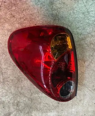Mitsubishi L200 Rear/tail lights 
