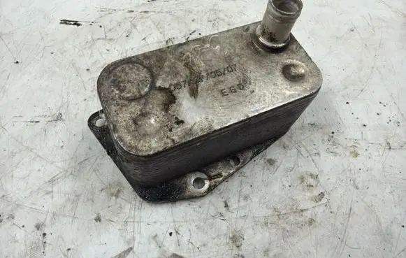 BMW 3 E90 E91 Engine oil radiator 7787698