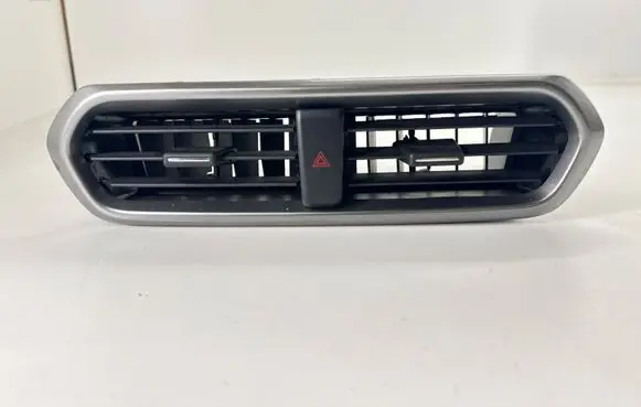 Ford Ecosport Dash center air vent grill GN1519K617ACW GN1519K617AB GN1Z99018B40AA
