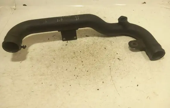 Audi A4 S4 B5 8D Intercooler hose/pipe 8D0145840N
