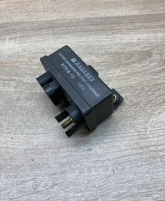 Volvo S40, V40 Glow plug pre-heat relay 7700107794